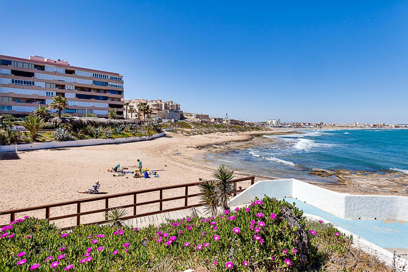 Апартаменты Miramar Magic Sea & Sunrise View Торевьиа Экстерьер фото