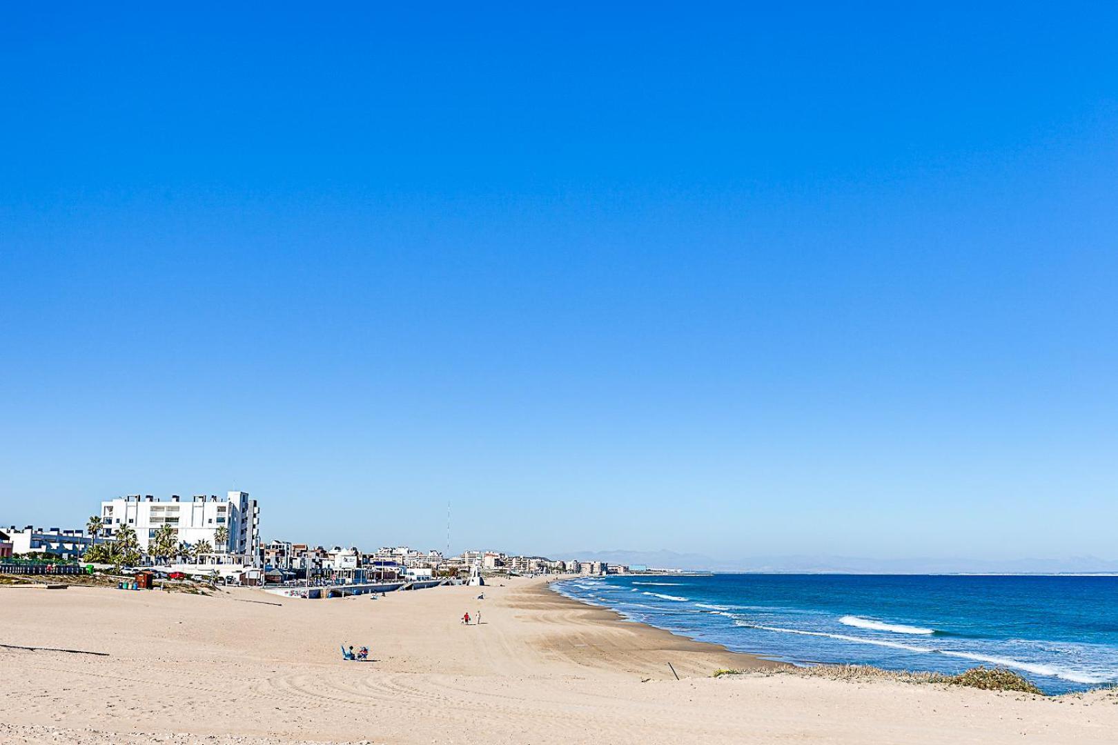 Апартаменты Miramar Magic Sea & Sunrise View Торевьиа Экстерьер фото